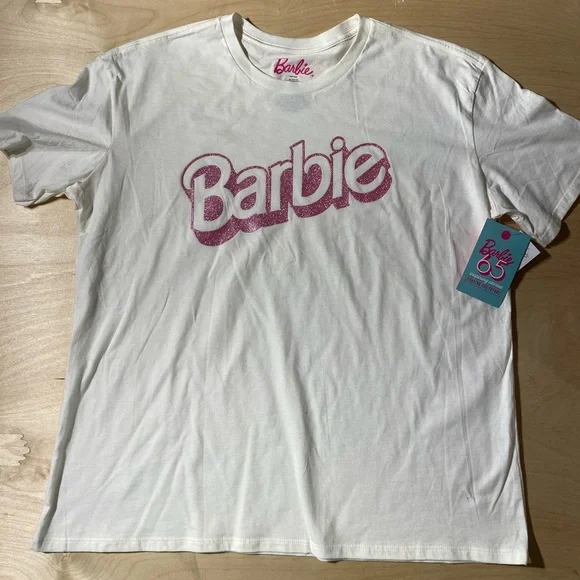 Barbie Tee XL (IX) - Picture 2 of 12